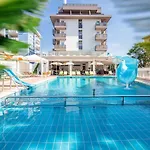 Alexander Hotel 3*